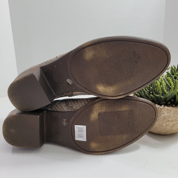 NWT Lucky Brintly Leather Waterproof Bootie 9.5 - Picture 5 of 11